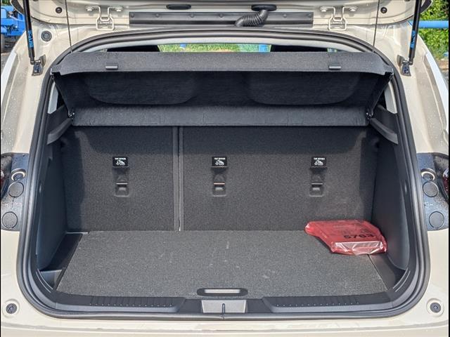 Photo of 2026 White Sand Chevrolet Trax