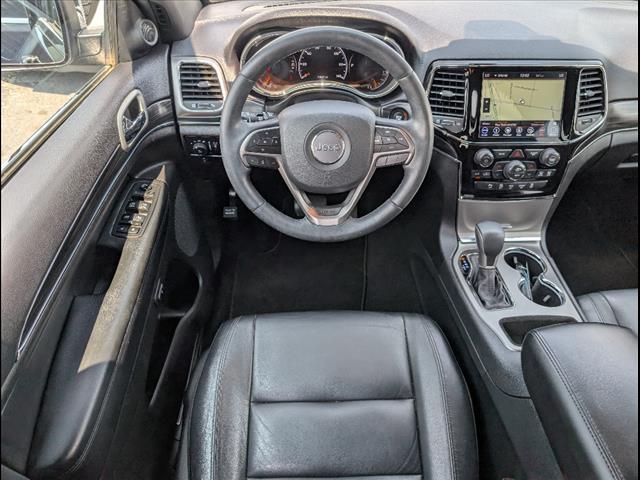 Photo of 2019 Sangria Metallic Jeep Grand Cherokee