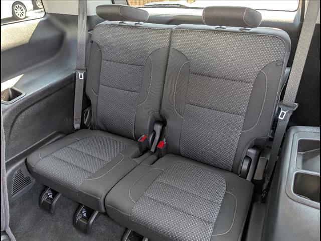 Photo of 2023 Summit White GMC Acadia