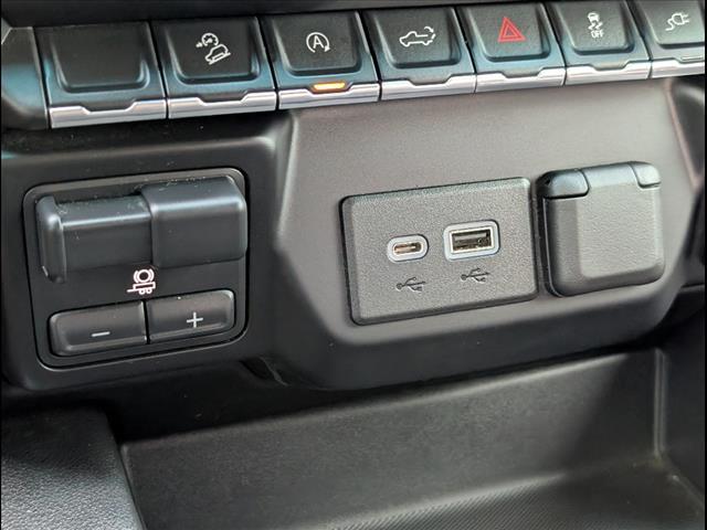 Photo of 2020 Black Chevrolet Silverado 1500