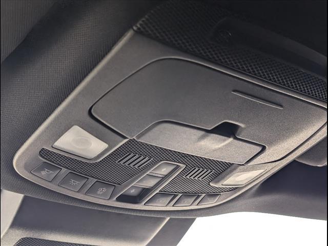 Photo of 2020 White Ford Expedition