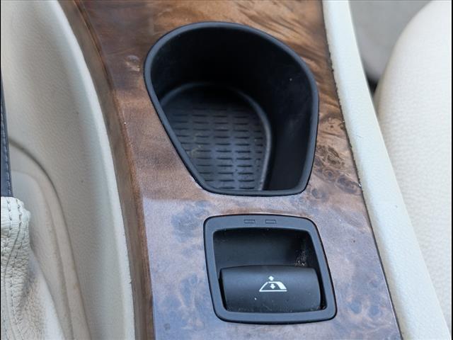 Photo of 2008 Monaco Blue Metallic BMW 335
