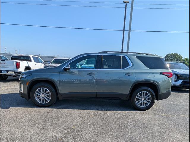 Photo of 2022 Silver Sage Metallic Chevrolet Traverse