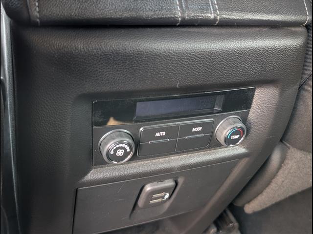 Photo of 2022 Silver Sage Metallic Chevrolet Traverse