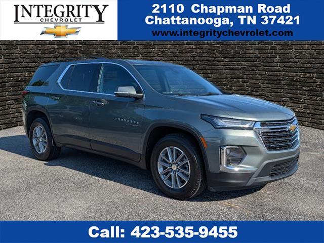 Photo of 2022 Silver Sage Metallic Chevrolet Traverse