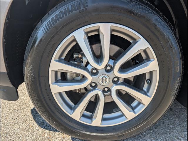 Photo of 2013 Mocha Stone Nissan Pathfinder