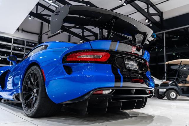 Photo of 2016 Competition Blue Dodge Viper