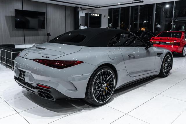 Photo of 2022 MANUFAKTUR Alpine Grey Mercedes-Benz AMG SL 63