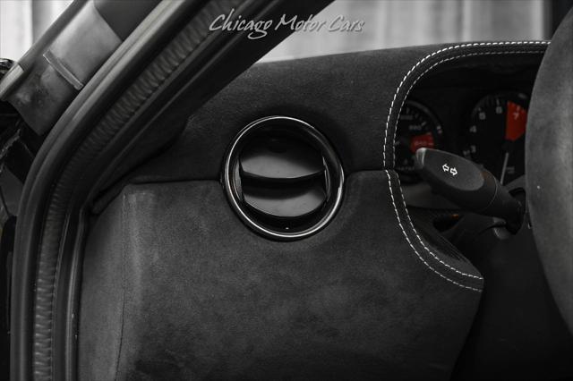Photo of 2006 Mark II Black Clearcoat Ford GT