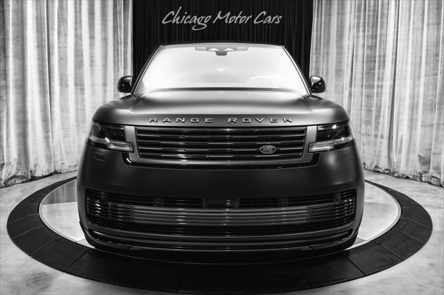 Photo of 2023 Santorini Black Metallic Land Rover Range Rover