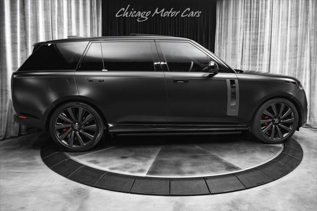 Photo of 2023 Santorini Black Metallic Land Rover Range Rover