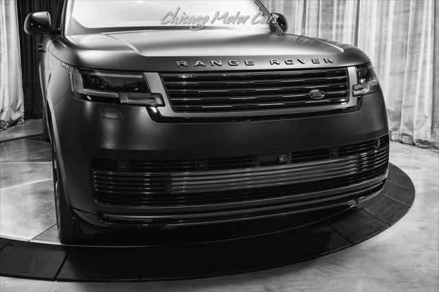Photo of 2023 Santorini Black Metallic Land Rover Range Rover
