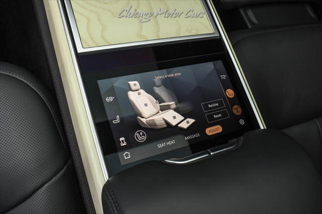 Photo of 2023 Santorini Black Metallic Land Rover Range Rover