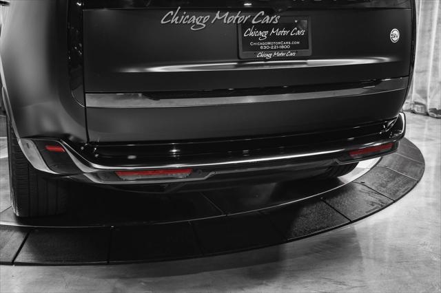 Photo of 2023 Santorini Black Metallic Land Rover Range Rover