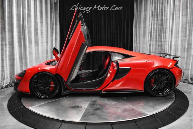 Photo of 2017 Vermillion Red McLaren 570S
