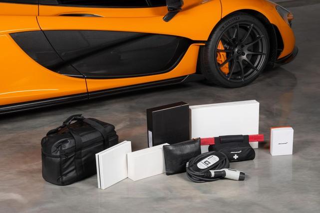 Photo of 2014 McLaren Orange McLaren P1