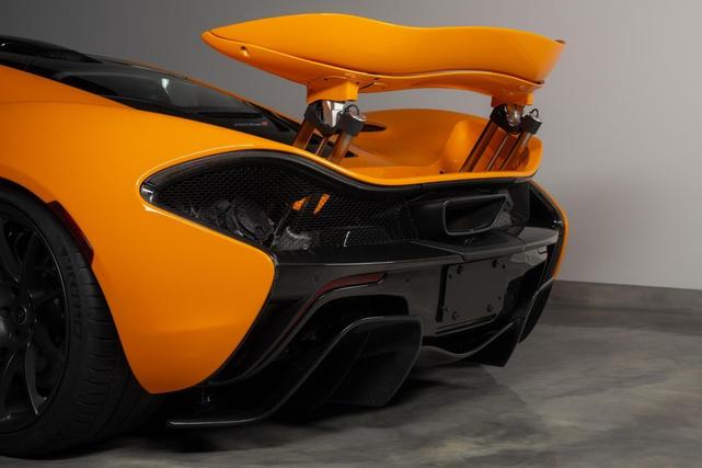 Photo of 2014 McLaren Orange McLaren P1