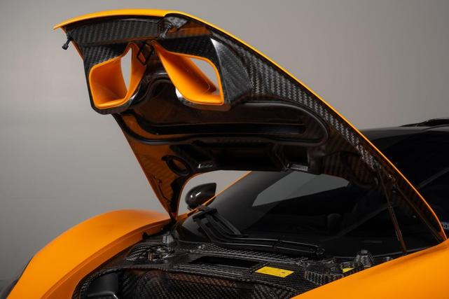 Photo of 2014 McLaren Orange McLaren P1