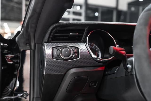 Photo of 2015 Black Ford Mustang