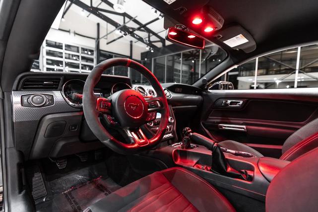 Photo of 2015 Black Ford Mustang