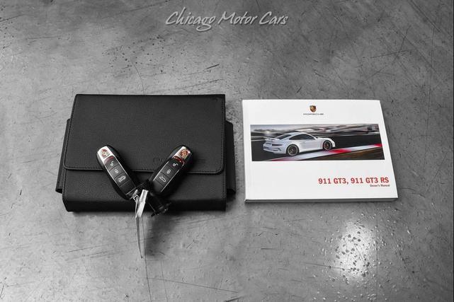 Photo of 2016 GT Silver Metallic Porsche 911