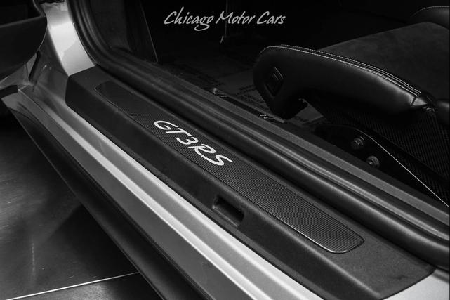 Photo of 2016 GT Silver Metallic Porsche 911
