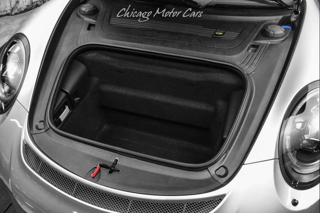 Photo of 2016 GT Silver Metallic Porsche 911
