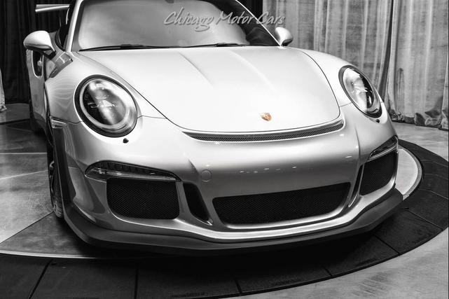 Photo of 2016 GT Silver Metallic Porsche 911