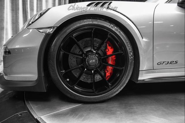 Photo of 2016 GT Silver Metallic Porsche 911