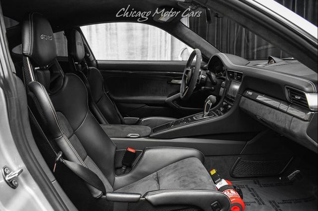 Photo of 2016 GT Silver Metallic Porsche 911