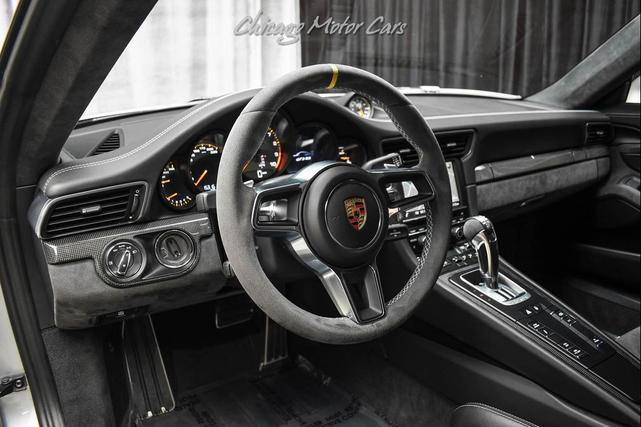 Photo of 2016 GT Silver Metallic Porsche 911