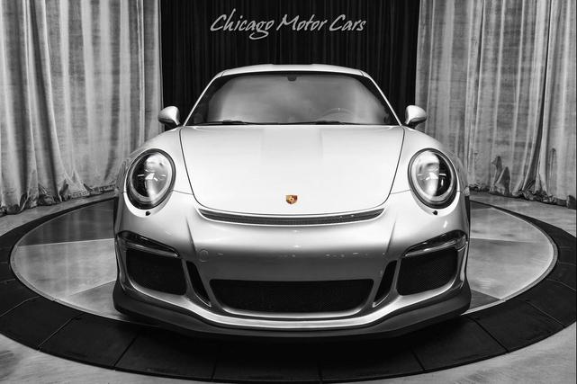 Photo of 2016 GT Silver Metallic Porsche 911