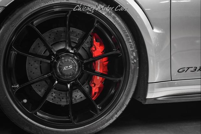 Photo of 2016 GT Silver Metallic Porsche 911