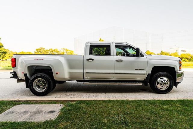 Photo of 2015 Summit White Chevrolet Silverado 3500
