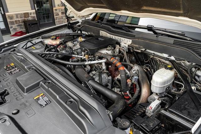 Photo of 2015 Summit White Chevrolet Silverado 3500