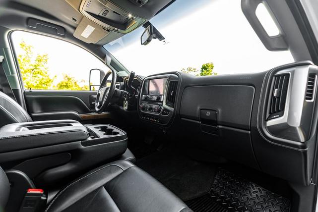 Photo of 2015 Summit White Chevrolet Silverado 3500