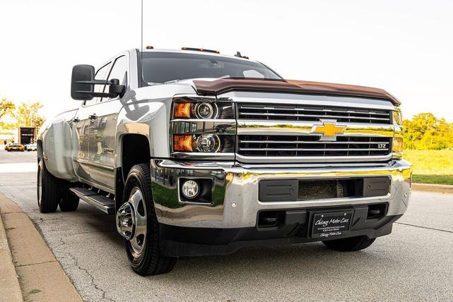 Photo of 2015 Summit White Chevrolet Silverado 3500