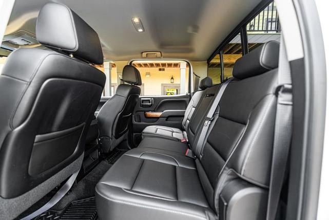 Photo of 2015 Summit White Chevrolet Silverado 3500