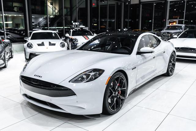 Photo of 2025 Surf White Karma Revero