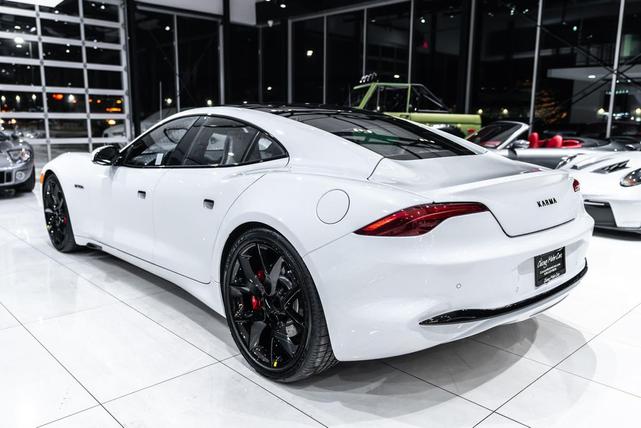 Photo of 2025 Surf White Karma Revero