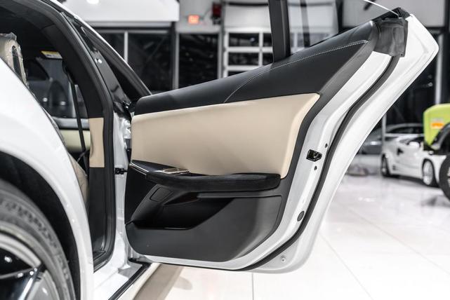 Photo of 2025 Surf White Karma Revero
