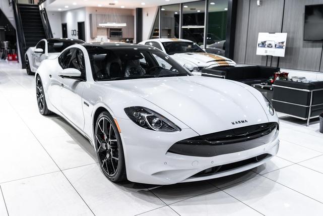 Photo of 2025 Surf White Karma Revero