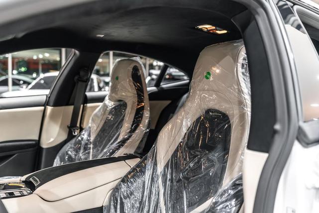 Photo of 2025 Surf White Karma Revero