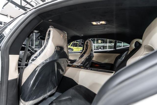 Photo of 2025 Surf White Karma Revero