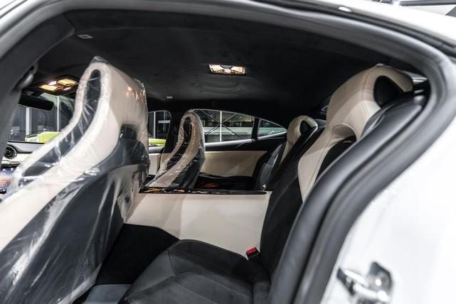 Photo of 2025 Surf White Karma Revero