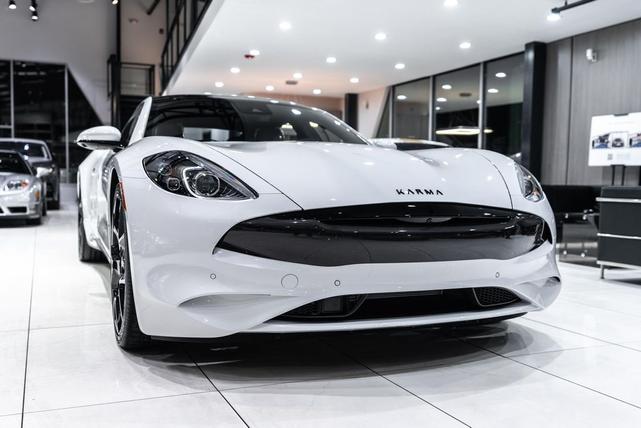 Photo of 2025 Surf White Karma Revero