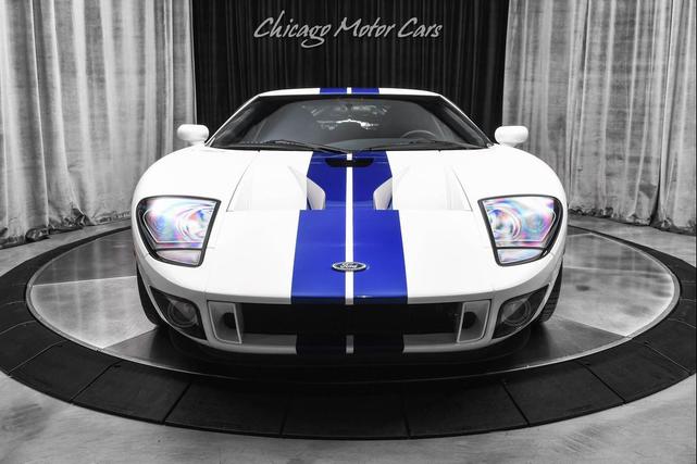 Photo of 2005 Centennial White Clearcoat Ford GT