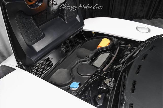 Photo of 2005 Centennial White Clearcoat Ford GT