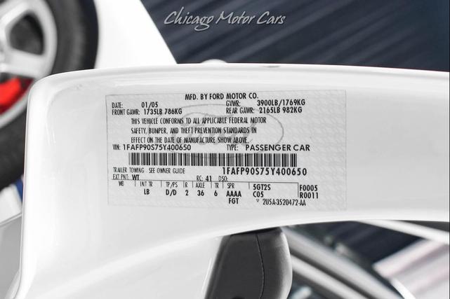 Photo of 2005 Centennial White Clearcoat Ford GT