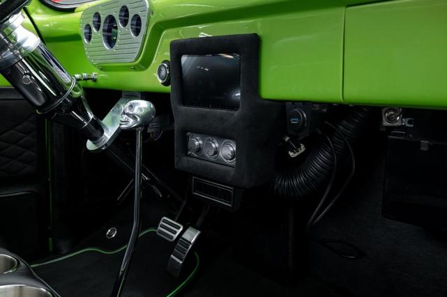 Photo of 1955 Green Ford F100